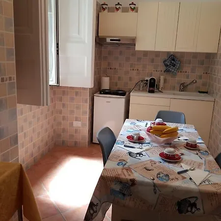 Fashion Cathedral Apartment, Centro Storico Неаполь