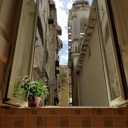 Fashion Cathedral Apartment, Centro Storico Apartment *